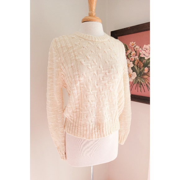 80s Ivory Pointelle Knit Crew Neck Long Sleeve Open Knit Neutral Vintage Sweater - Picture 2 of 14